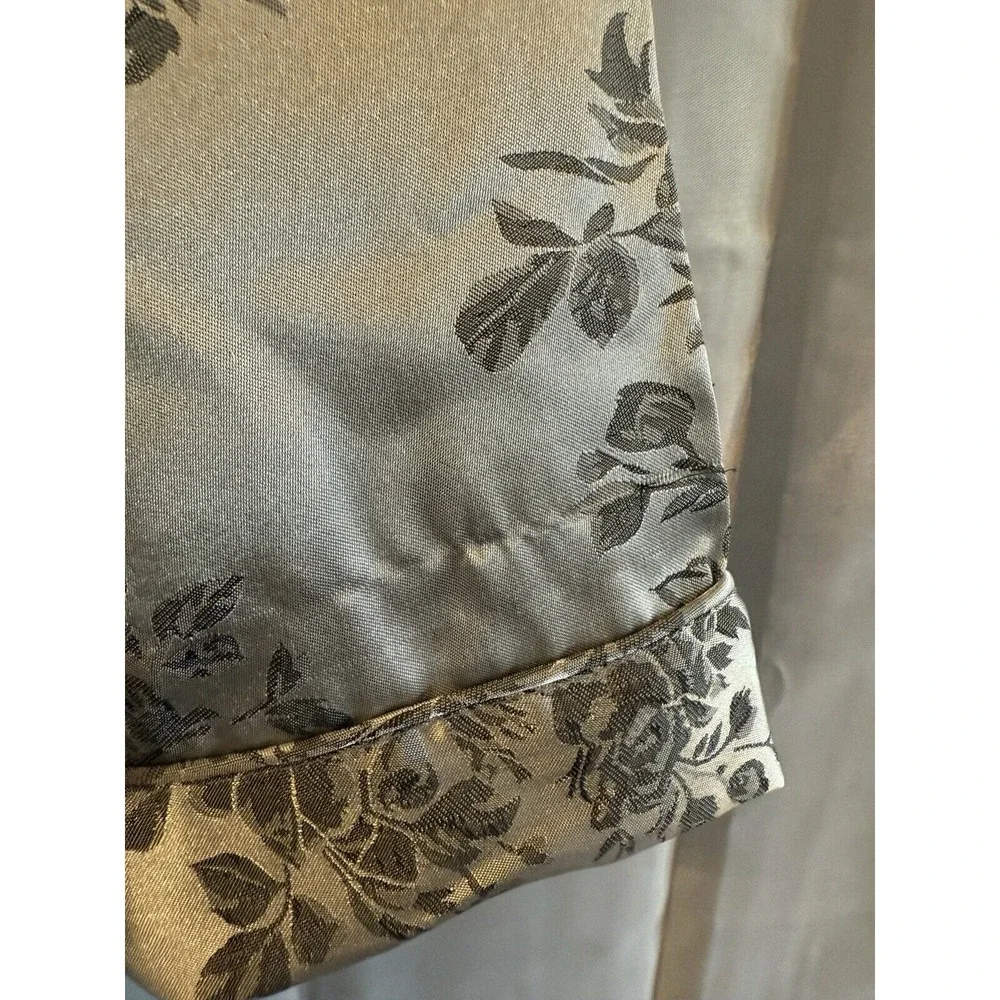 Secret Treasures‎ Silver Gray Nightgown House Coat M NEW Grandma Robe Button Up